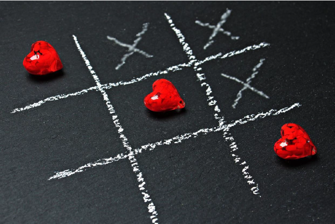 ¿Por qué nos cautivan los triángulos amorosos?